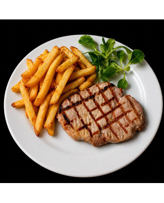 Cotlet de porc la gratar cu cartofi prajiti